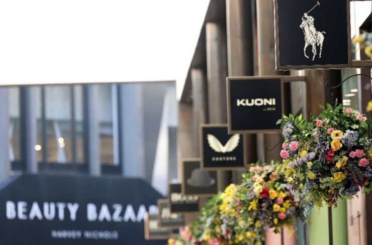 Flower display Liverpool One