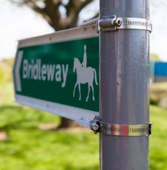 sign fixing clamp on bridleway sign